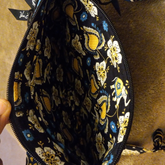 Vera Bradley crossbody & compact mirror - Picture 5 of 9